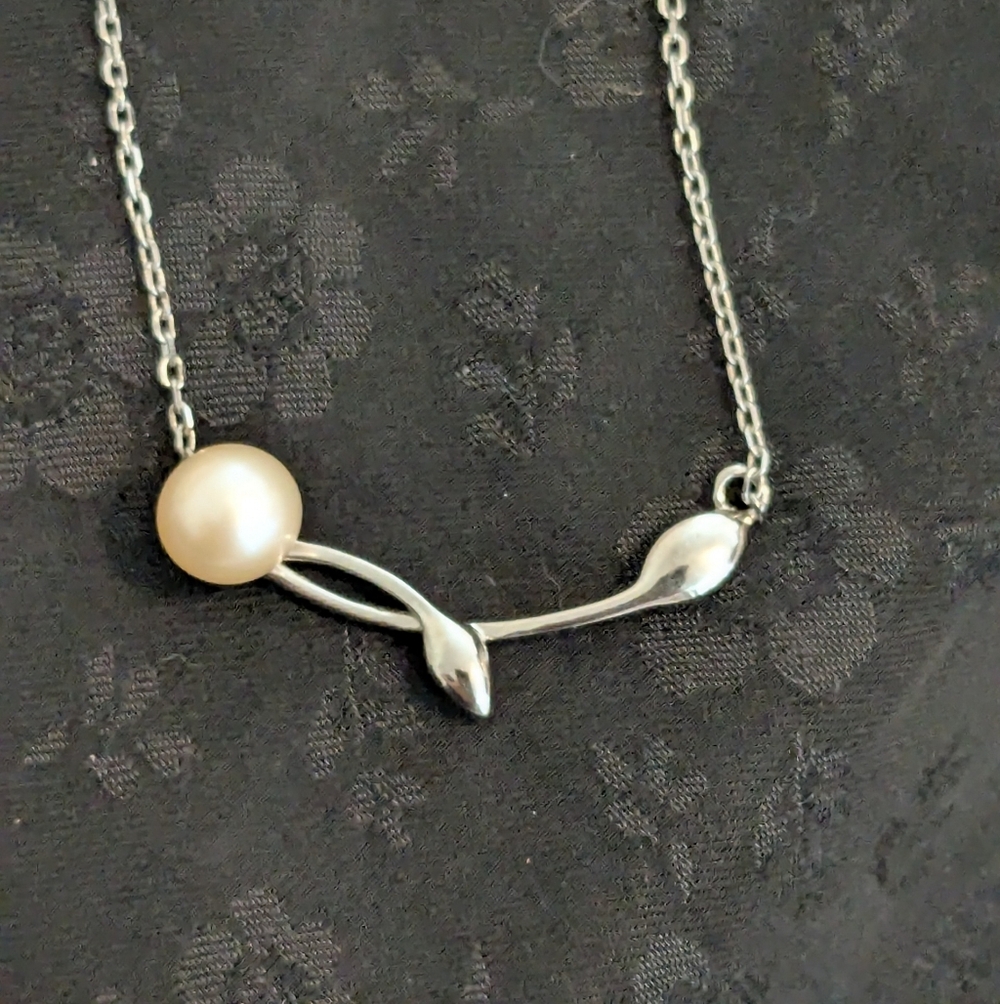New Vantel Pearls Twisted Vine Sterling Silver Genuine Pearl 16 Inch Necklace